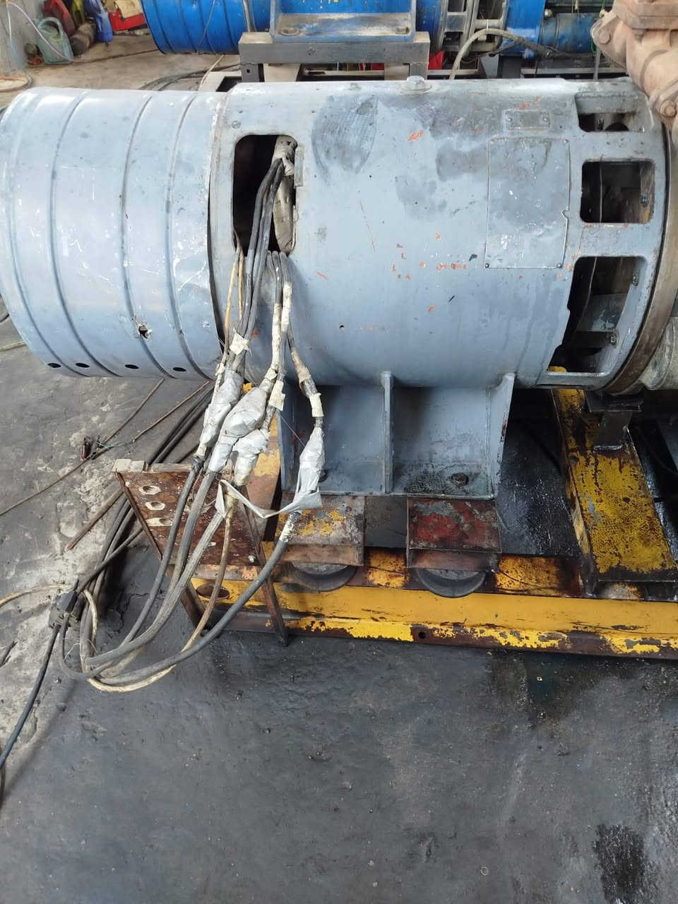 السلام عليكم راس توليد 250 كيفي بلادي تك بولبرن سعر 15 ورقه وبيها مجال بسيط الاستفسار اتصال
***********
‏‪***********‬‏
