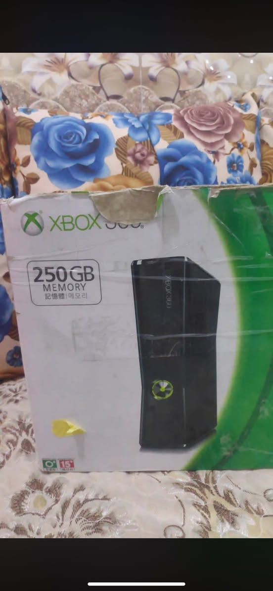 السلام عليكم xbox 360 للبيع مامل ملحقات مع جوستكين ومع بطاريات مع كيبل HDMI مع كيبل طاقه ومتروس العاب 65 لعبه مع ذاكره 320 
سعره 100


**إذا كنت صاحب هذا الإعلان وتريد حذفه لأي سبب، رجاءا أرسل رسالة إلى الدعم الفني**