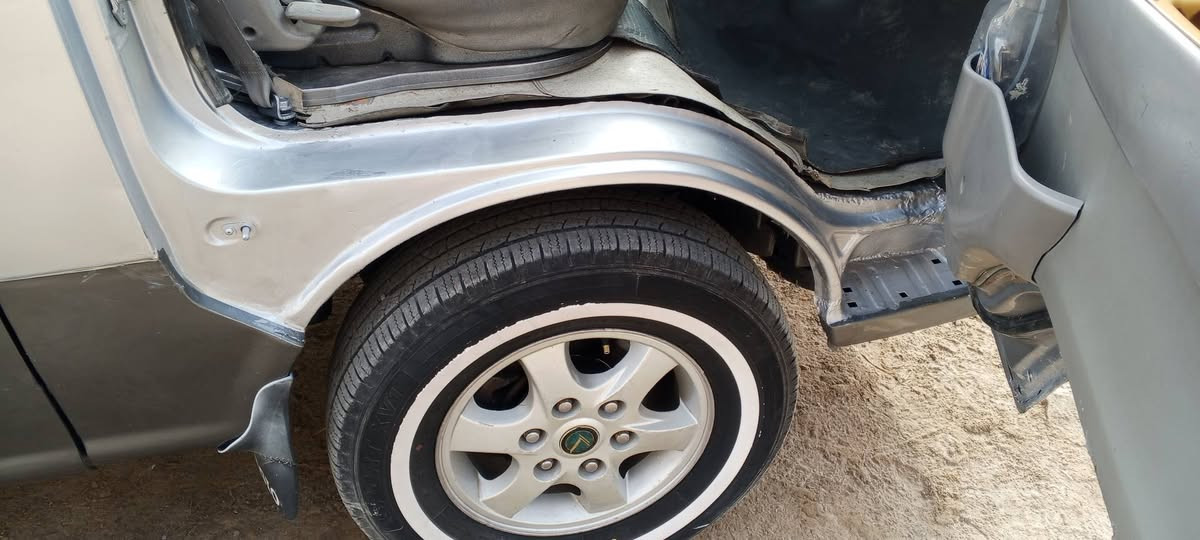 سياره منغولي للبيع 2004 سياره بلاديه تعمير الوزره فقط محرك بلادي 4000 مسكر كير محرك اكسل مكفولات دوشمه جديده المكان بغداد المعامل  رقم السياره قادسيه مشروع وطني
السعر 135 وبيها مجال مكلف بل نشر 
الرقم ***********
