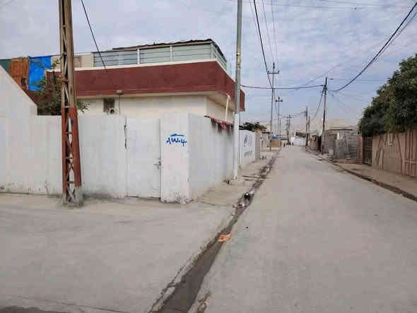 بيت اللبيع300متر (ركن)😍
 مكان الصالحي علياوه مقابيل مدرسة حمورابي الأهليه****

#سعره 38وبي مجال قليل

***********واتس
*********** كركوك
