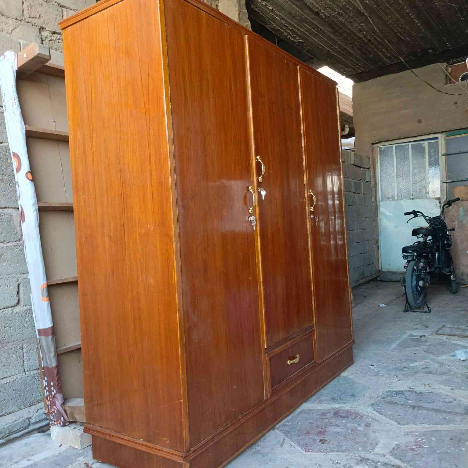 البابين 75
ال3 ابواب..... 185
***********
فلوجه حي المعلمين...
