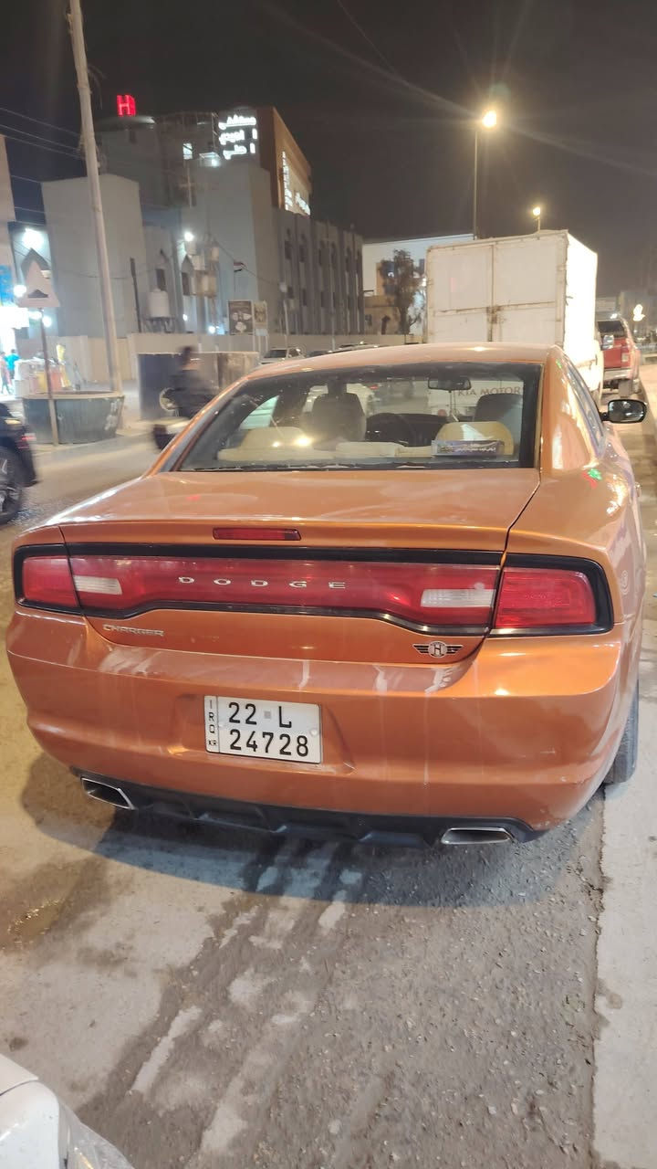 دوج جارجر ٢٠١١
_____________________

وارد كندي بيها بنيد مبدل و٥ قطع بارد بدون صبغ و جاملقات الاماميه مصبوغه
محرك ٣٦٠٠
كير ومحرك مكفوله

المكان البصرة / المطيحة

اربيل وكاله باسمي

***********

السعر ١٣٠ ورقه وبيها مجال
