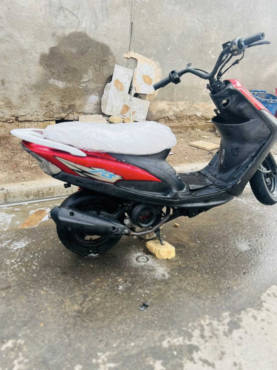 سلام عليكم دراجه ماكس. عدله برغي ما مفتوح بيهه مكينه ٤٩ أوراق. سعر ٤٢٥ / 0775296123


**إذا كنت صاحب هذا الإعلان وتريد حذفه لأي سبب، رجاءا أرسل رسالة إلى الدعم الفني**