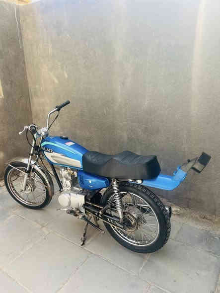 دراجه نامه لبيع. موديل 2021  أورق اصولي مفتوحه والفات فقط السعر 800 قفل.  التفاصيل (***********)
