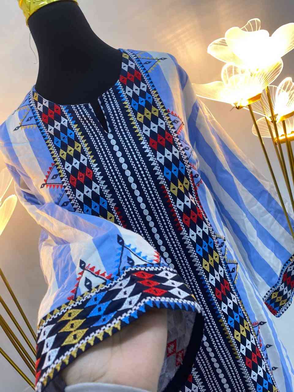 مساء الخير 
بنات عدنا ملابس متنوعه تناسب جميع الاذواق 
ننشر دائما على قناة الوتساب صور الموديل مع القياس و الاسعار

https://whatsapp.com/channel/0029Vb6S85k3rZZgQMmyhb06

+964 771 277 4494


**إذا كنت صاحب هذا الإعلان وتريد حذفه لأي سبب، رجاءا أرسل رسالة إلى الدعم الفني**