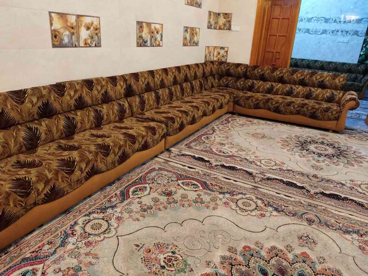 سلام عليكم ديوان للبيع السعر.  ٤٥٠.  الف.  

فقط واتساب ***********
