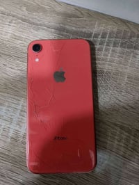 إيفون إكس آر بطاريه 67 ذاكره 128 جهاز بلادي فيس أيدي متوقف وضهره مثل م...