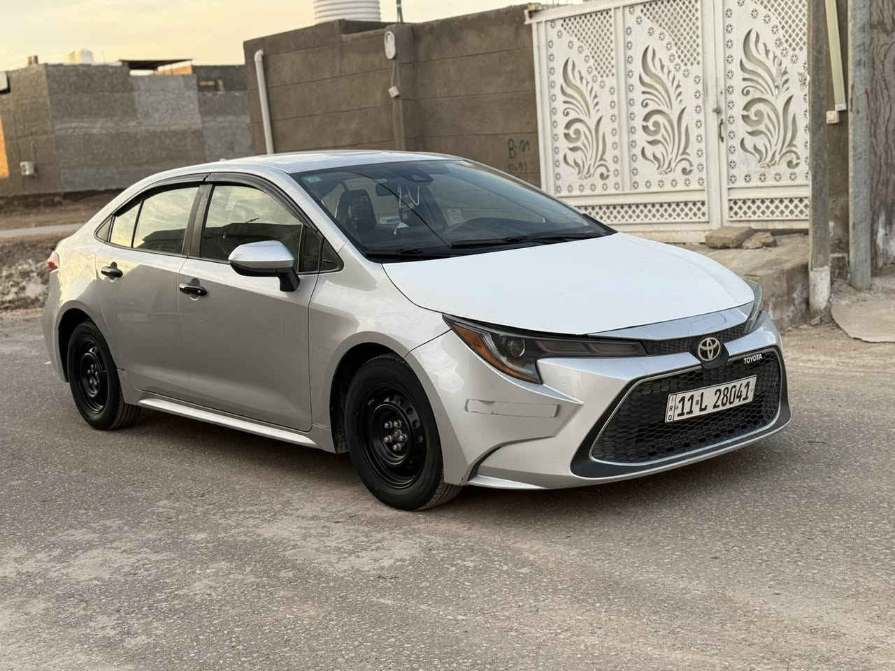 السلام عليكم
كورلا 22 امريكي هايبرد 
حادثها نص البنيد فقط والباقي كفاله بيها شخط ب الهلال الخلفي انطخت عندي 
مكينه كير حداديه تخم تاير كله بشرط 
مكينه 1800 
فئه Le 
معروفه مواصفاتها 
مدوشمه كامله 
رقم بغداد تحويل ثاني يوم ب اسمي 
مكاني بابل
السعر.  139 وبيها مجال
اي استفسار 
***********
