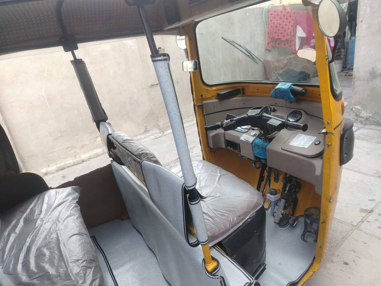 تكتك البيع 20شهر ١٠ رقم وسنوية بغداد السكن الحسينية الراشدية ***********  السعر ٦٧٠٠
