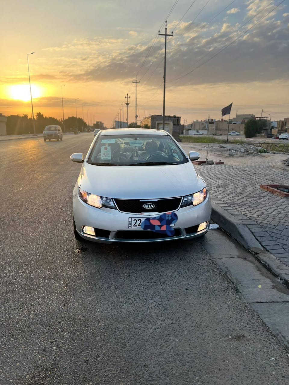 السلام عليكم سيراتو  للبيع اومراوس دخول جديد ادوات ادوات 
سيراتو 2013 اصل 
لون سلفري 
كصتين  شغل باجات 
متومه شمالي  سنويه 29
نضافه 100/100
مكينه كير اكسل كفاله
حداده جديده كلش 
مكينه 1600 دوووش 
مسجل دمام 
فقط فتحه 
تبريد ثلج منضومه جديده  
نضافه كشر 100
نضافه داخل 100
حجر بيئة موجود بلادي
تخم تاير جديد
سعرها 50  وبيه مجال 
سياره خير من الله الف ما ذب عليه
مكان سياره بصره  
*********** واتساب فقط
