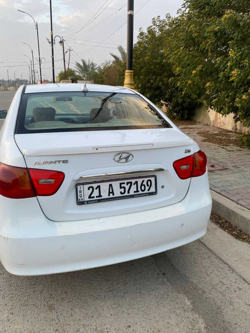 سلام عليكم
الانتره 2011 خليجي 
مكينه 1600 دكشن عالي 
رقم سليميانيه شرط لتحويل 
بيه بارد وقطعه تبديل وسونار موجود 
اي ستفسار تصال ع رقم ***********
 عنوان سياره صلاح الدين الضلوعيه
