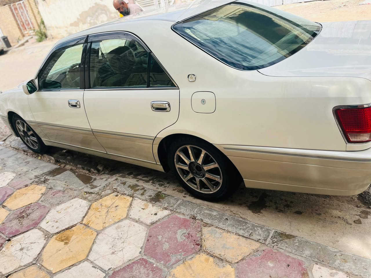 ملكة كص قمارةدكمتين سيارة نضيفة   مراوس فقط بالعمارة


**إذا كنت صاحب هذا الإعلان وتريد حذفه لأي سبب، رجاءا أرسل رسالة إلى الدعم الفني**