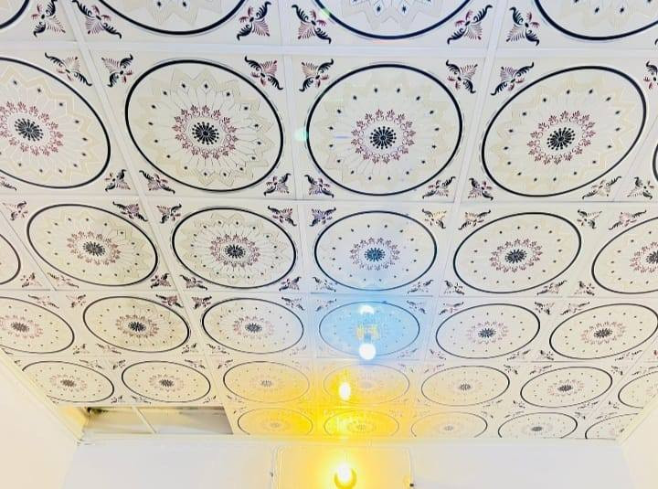 هاذه جزء من عمل سقوف تأسيس  كهرباء صحيات اسعار مناسبه
الهاتف ***********
المراسله  ع خاص
