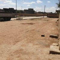 البيت للبيع مساحه اكثر من نص عرصه ودخل ربعه وستقبال وكيلدور وحمامات سي...