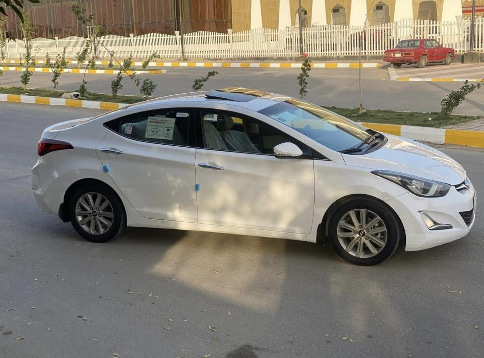 سلام عليكم بيع مستعجل  السعر110 وبيها مجال
هونداي النترا ٢٠١٥ خليجي مكفوله كفاله ضربه صبغ تبديل فتح فول ماعدا البصمه محرك ٢٠٠٠ دوش جاهزه كير مكينه تبريد تخم تاير رقم بغداد بأسمي تحويل ثاني يوم 
مواصفات معروفه الفول 
مكان سياره النجف /***********
