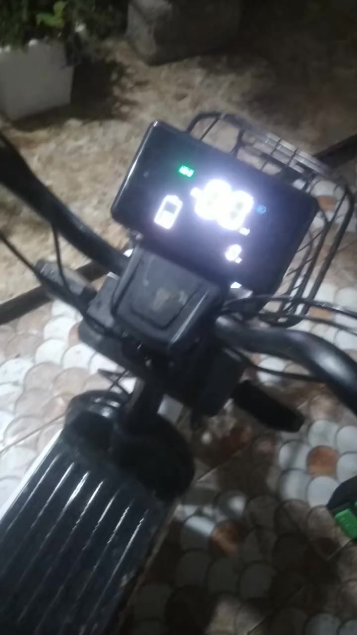 دراجه شحن حجم 14مثل ما موضح بل صوره موديل 25
اشاير يمنه يسره بطاريات اكثر من نص عمرر  مكاني ديالى بعفويه خلف صناعة الولا سعر 240وبي مجال او مراوس


**إذا كنت صاحب هذا الإعلان وتريد حذفه لأي سبب، رجاءا أرسل رسالة إلى الدعم الفني**