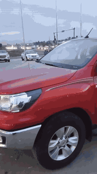 السلام عليكم سيارة تويوتا هايلوكس موديل 2018 رقم بغداد مكفولة كفالة عامة وبيها سونار  
ماشية 105070 
مكاني بغداد الشعب 
ما متواجد على الخاص فقط الاتصال 

باقي التفاصيل والسعر الاتصال على الرقم 

***********
