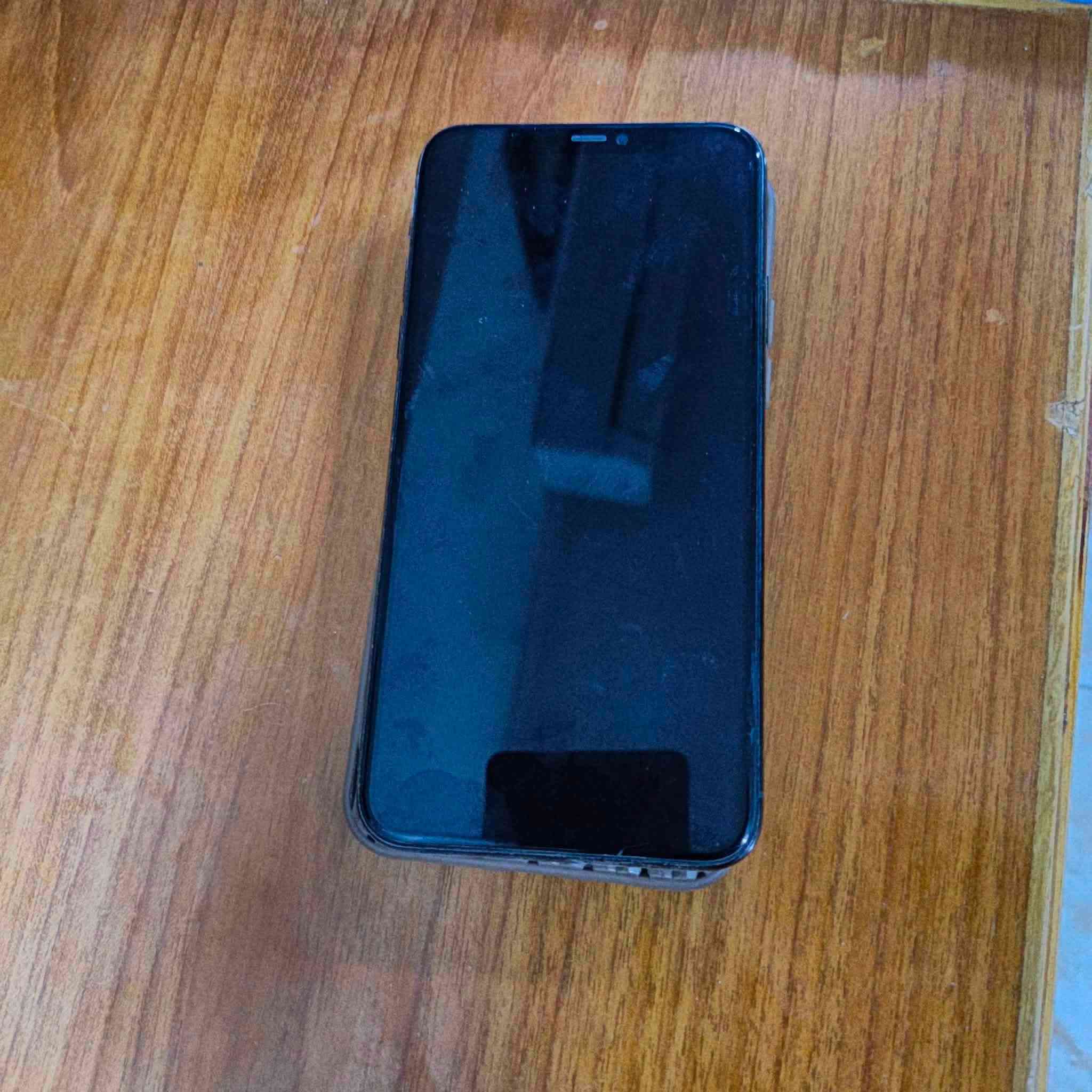 سلام عليكم آيفون ١١ برو ماكس 
مبدل بطاريه مالته اصليه ضهر مكسور
 وبي خط هذا بل شاشه كالشي ما مأثر عليه 
سعر ١٧٥ قفل مكاني بغداد الزعفرانيه


**إذا كنت صاحب هذا الإعلان وتريد حذفه لأي سبب، رجاءا أرسل رسالة إلى الدعم الفني**