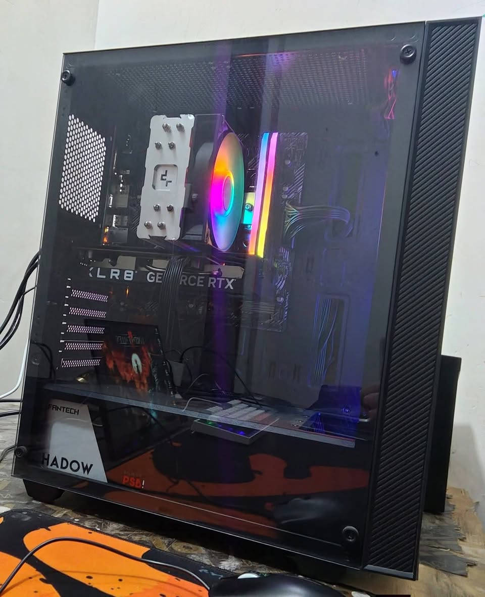 تجميعه مستخدمه للبيع
المواصفاتpc

كرت الشاشة NVIDIA GeForce RTX 4060

لوحة الأم من جيجابايت H610M H V2 DDR4

ssd 1tb

FANTECH PSB550 SHADOW POWER SUPPLY

معالج AMD Ryzen 5 5500

مكاني بغداد ما عندي توصيل

فقط كيس السعر830

للتواصل هذا رقمي واتساب

***********
