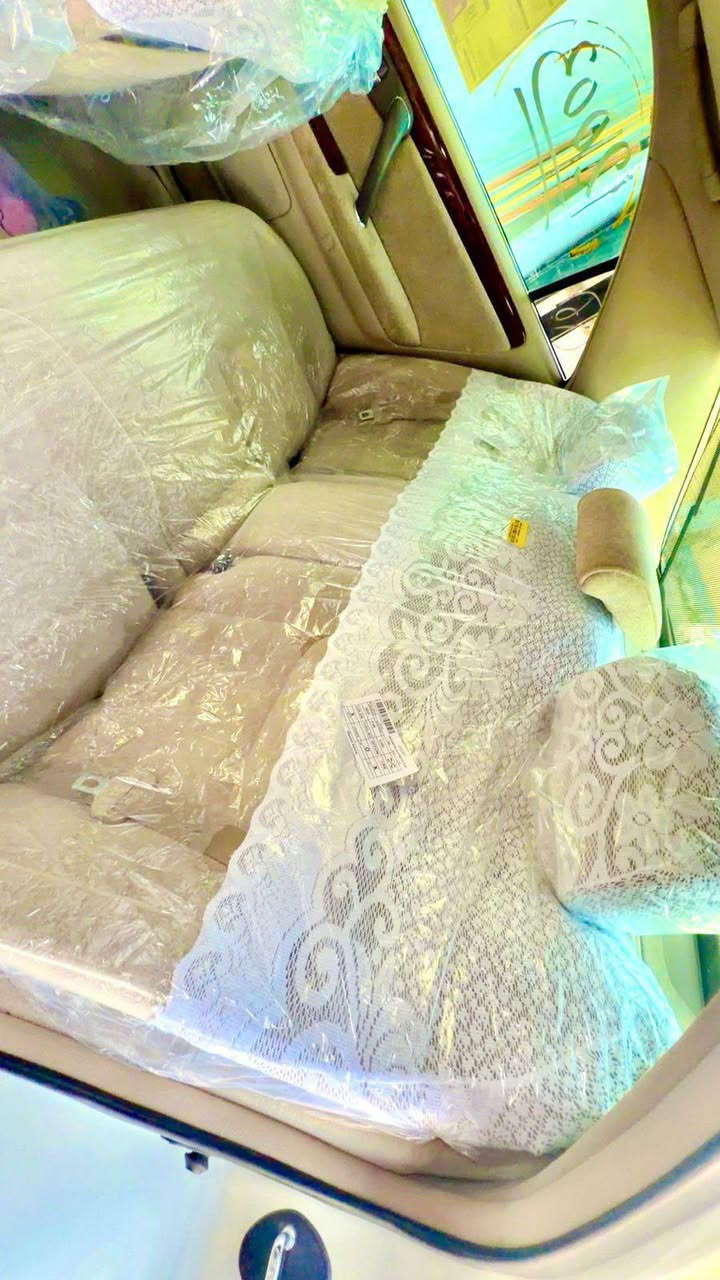 وينه اليدور جديد باالكارتون تحويرت نجف فوك وجوه دشبول عارف العيساوي
قرار 48 مدفوع كمرك وكامله باقيه على رقم 
كفاله كص ونقل جثه وجاهزه الاخير مال جناي الله شاهد 
سياره اصل كرستال غرفه مخمل سعر 110 وبيها مجال قليل 
مكاني نجف الاشرف   ***********
