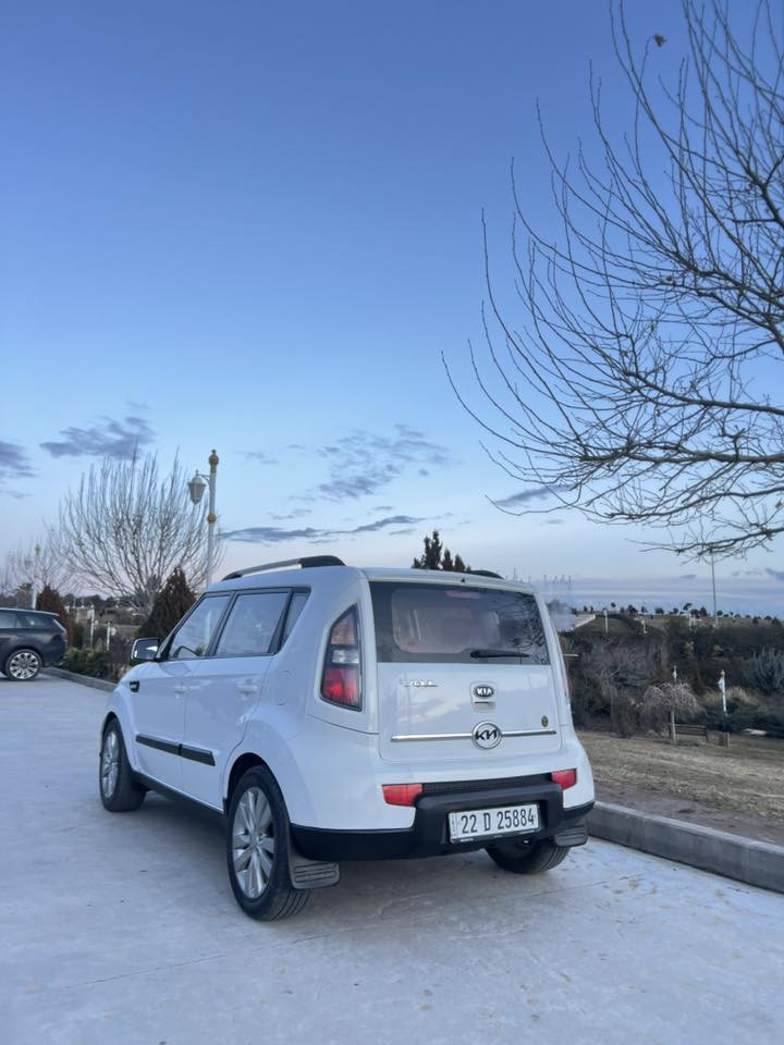 صول 12 سياره جديده خليجي داخل احمر فقط بنيد صبغ بدون حادث مكينه 1600 سعر 107 مكاني ديوانيه ***********
