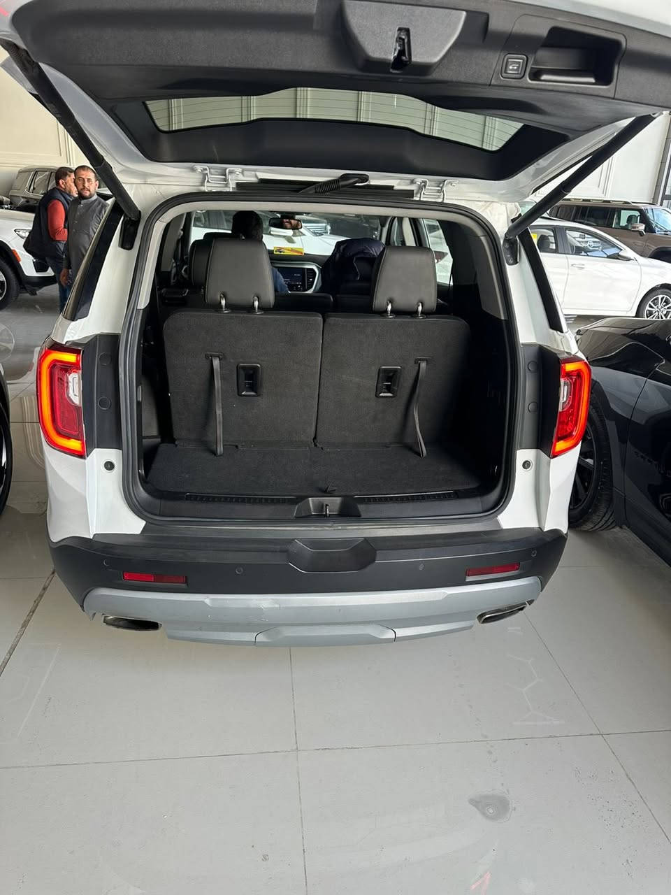 جمسي اكاديا مديل 2023 دخول جديد محرك 2000 تيربو ماشية35 الف خدثها جاملغ امامي فقط تبديل شاصي لغد كفالة راديترات تبريد بلاديه فقط تبدل جاملغ امامي مواصفات فول ماعد فتحه مكان سيارة بصرة ***********
