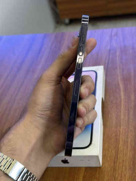 السلام عليكم :14 برو ماكس ذاكرة 256 بطارية 82% دبل سيم كارت جهاز مكفول كفالة عامة السعر 900 🔥🔥 ***********
