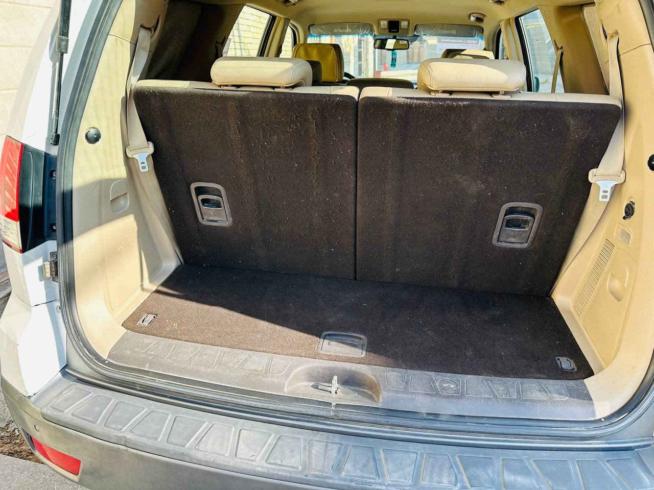 السلام عليكم
للبيع فقط…!
موهافي موديل 2016
السياره وارد خليجي
السياره مكفوله 
عدا باب السايق مصبوغ اثر شخط
مواصفات السياره
تحكم ستيرن جهتين
كشنات جلد 
حساس امامي خلفي 
كاميرا بل رجوع للخلف
السياره فور ويل 
السعر  (160)وبيها مجال 
المكان ،،الديوانيه 
للاتصال ***********
