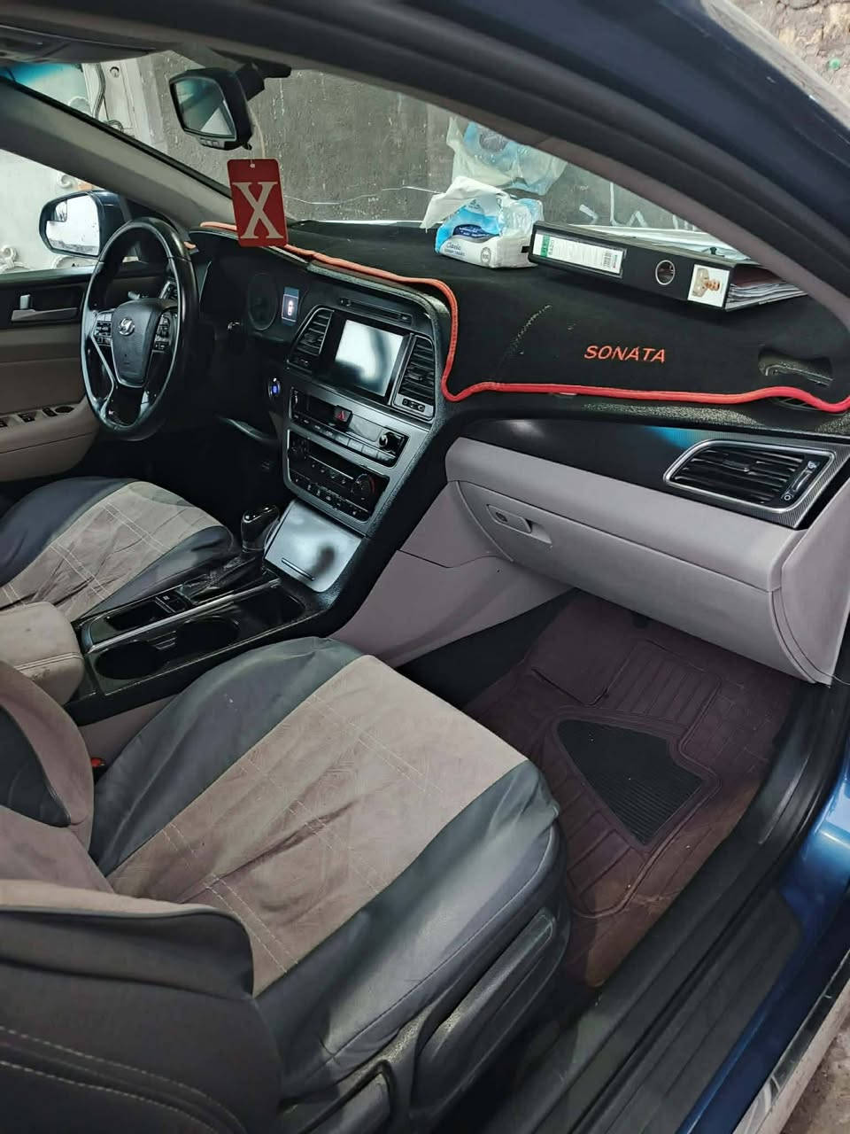 السلام عليكم سوناته 16سوناته جاهزه من كلشي سياره سبورت مفوله موصفات مكينه 2400جيدياي بيه بنيد وجاملغ 
1شاشه 
2فتحه 
3تحكم ستيرن 
4بصمه 
5 شاير مري 
6ترحيب 
7منضومه زينون 
8 دوشمه 
9منضومتين سبورت عادي 
سياره احله من صور كير ومكينه جيد بيع او مراوس سعر 118بيه مجال قليل مكان بابل مسيب رقم ***********
