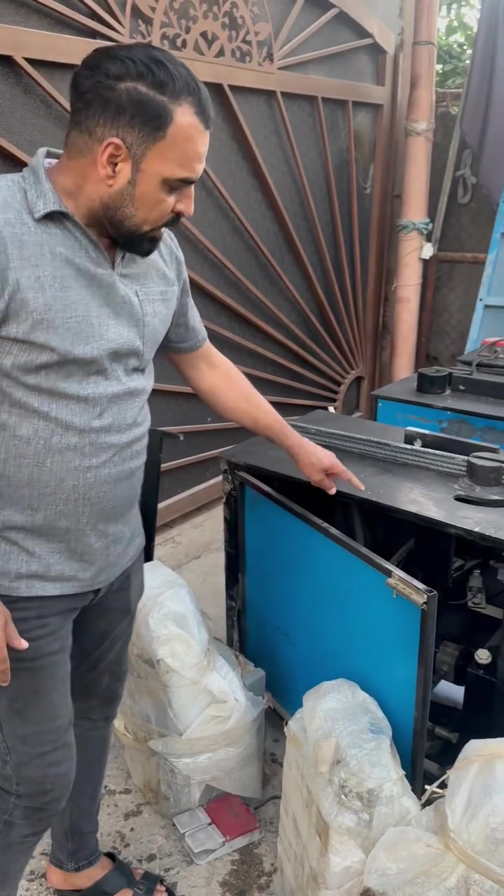 للبيع مقصات عواجات كهربائيه ومحركًگاز ***********
