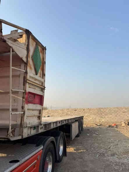 سلام عليكم عربانه للبيع حداديه حداده الجرف طول 12،60ثلاث دناكير اثنين صيني 14واحد 13 مكان العربانه بغداد الشعله  الاستفسار الاتصال ***********
