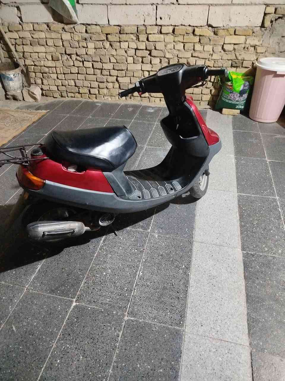 يابه سلام عليكم عمي هاي لدراجه للبيع حاويه وعلي برغيي مامفتوح بيه درجة جديده ماصايرله هواي من طالع من لحاويه وكفراته ذني مو لصليات لصليات ضامهن وللعلم ما مخخسوله


**إذا كنت صاحب هذا الإعلان وتريد حذفه لأي سبب، رجاءا أرسل رسالة إلى الدعم الفني**