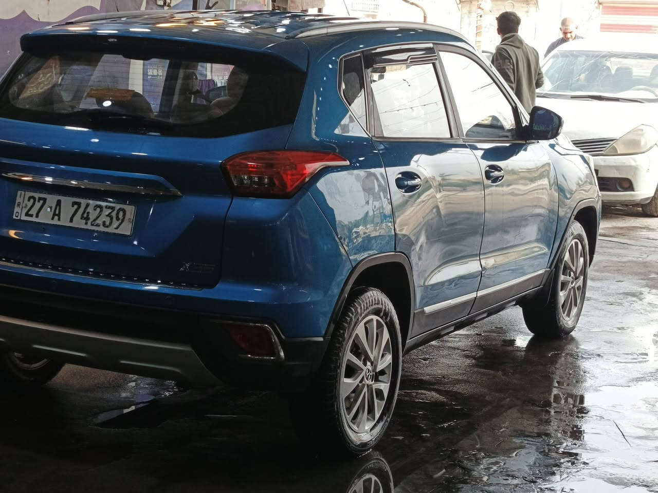 سيارة بايك x35 موديل ٢٠١٧ 
حرة . مرفوع الحجز من المصرف عنها 
نظيفة كلش ومعتني بيها 
مستعجل على بيعتها 
السعر ٦٥ وبيها مجال 
مراسلة او اتصال ***********
