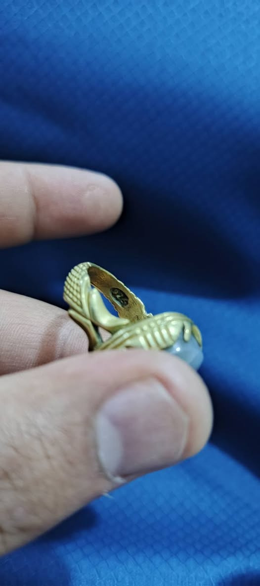 سلام عليكم محبس مطلي الماس
محبس ثمين لمايعرف بيهن رجاء لايتعبني
هاذ رقمي ***********
