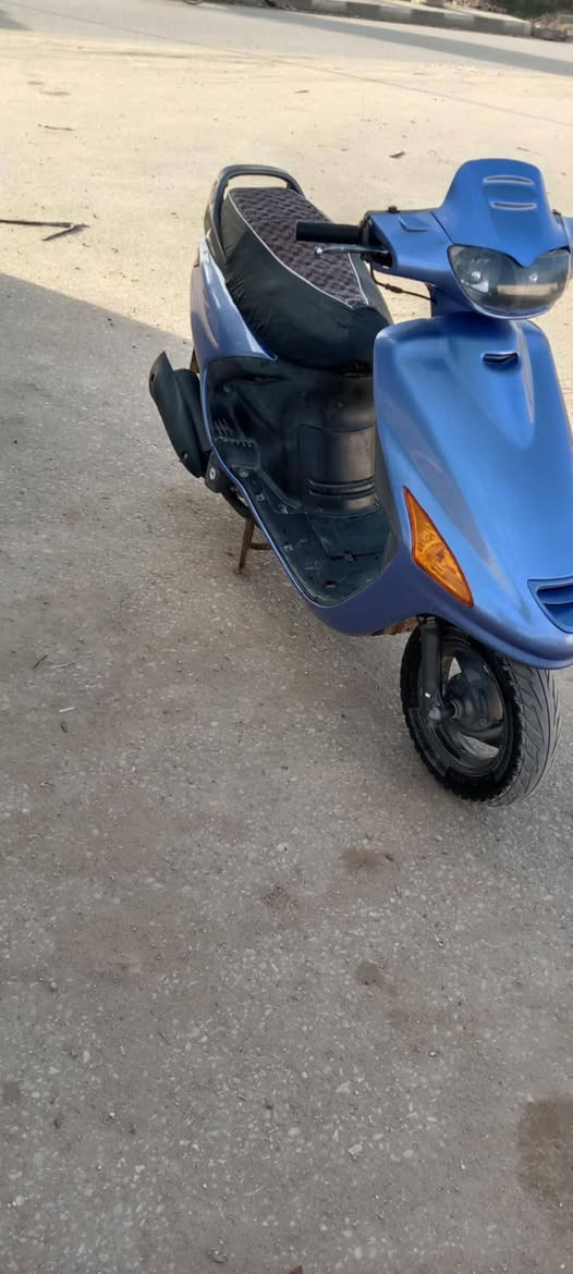 السلام عليكم دراجه فراشه للبيع سلف هندر كهربائيات كله شغاله السعر  450 وبيها مجال (  *********** )
