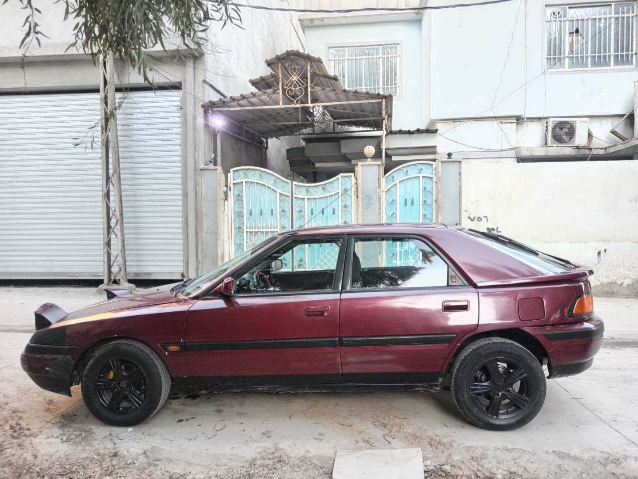 للبيع مازده صرصر 
رقم نينوى 
كير ومحرك شرط 
مصبوغه جماليه فقط بدون ضرر
غرامات صفر 
كابون بانزين بيها 
سنويا 2029 تنتهي 
صاحبها الشرعي موجود بالموصل 
شرط التحويل العنوان موصل جانب الأيمن 
السعر ب 28 وبيها مجال قليل
 الاتصال على الرقم *********** صاحب السياره
