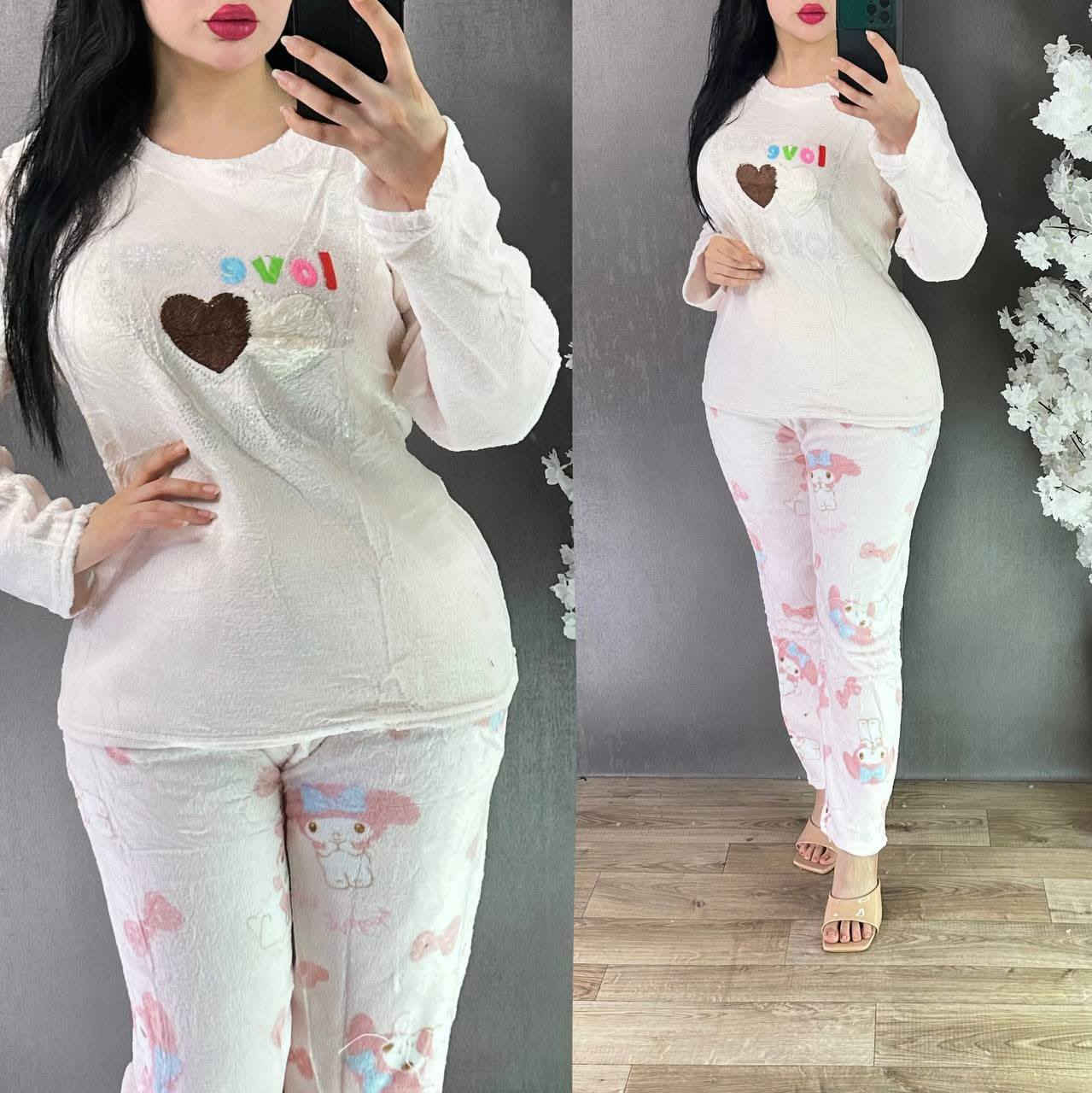 متوفر الان تراكات نسائيه تخبلل احلا من صوره
فرو ناعم فري سايز يلبس من وزن ٤٠ إلى ٨٠ كيلو 
6 الوان مختلفه وبسعر خيالي 🔥 10  الف فقط 
يوجد توصيل جميع المحافظات العراق 
الحجز ***********
