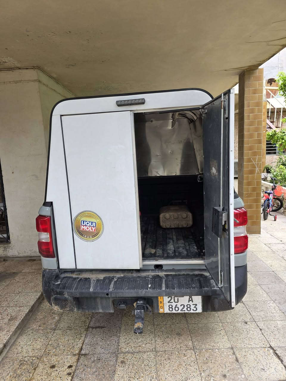 بوكس مافريك
بوكس للبيع بلادي مو عمل 
للبيع او مراوس اباب خلفيه بلاديه لون ابيض
***********
