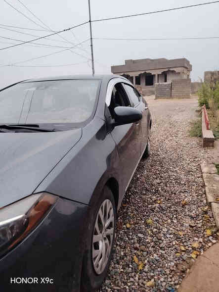 كورلا 2017 رقم سليمانية سنوية جديدة بيها صبغ 3 قطع جهة اليمين السيارة بيها عته بالگير السعر 125 وبيها مجال مكان السيارة ناحية الزاب (***********)
