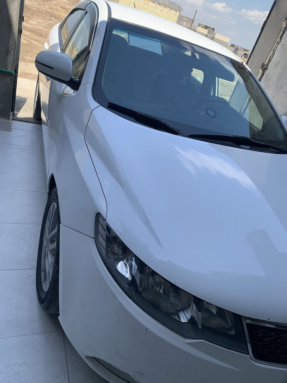 السلام عليكم كيا سيراتو 2011 خليجي رقم بغداد تحكم ستيرن مري شفط شاشه كامره حساس خلفي خمسه ويل كب تخم تاير جديد باتري جديد صدر امامي خلفي جديد تبريد ثلج كير محرك كله بوضع الشركة سياره مال بيت جديده بيه بارد باب السايق بدون صبغ او تبديل سعر 102 بيه مجال بسيط ***********
