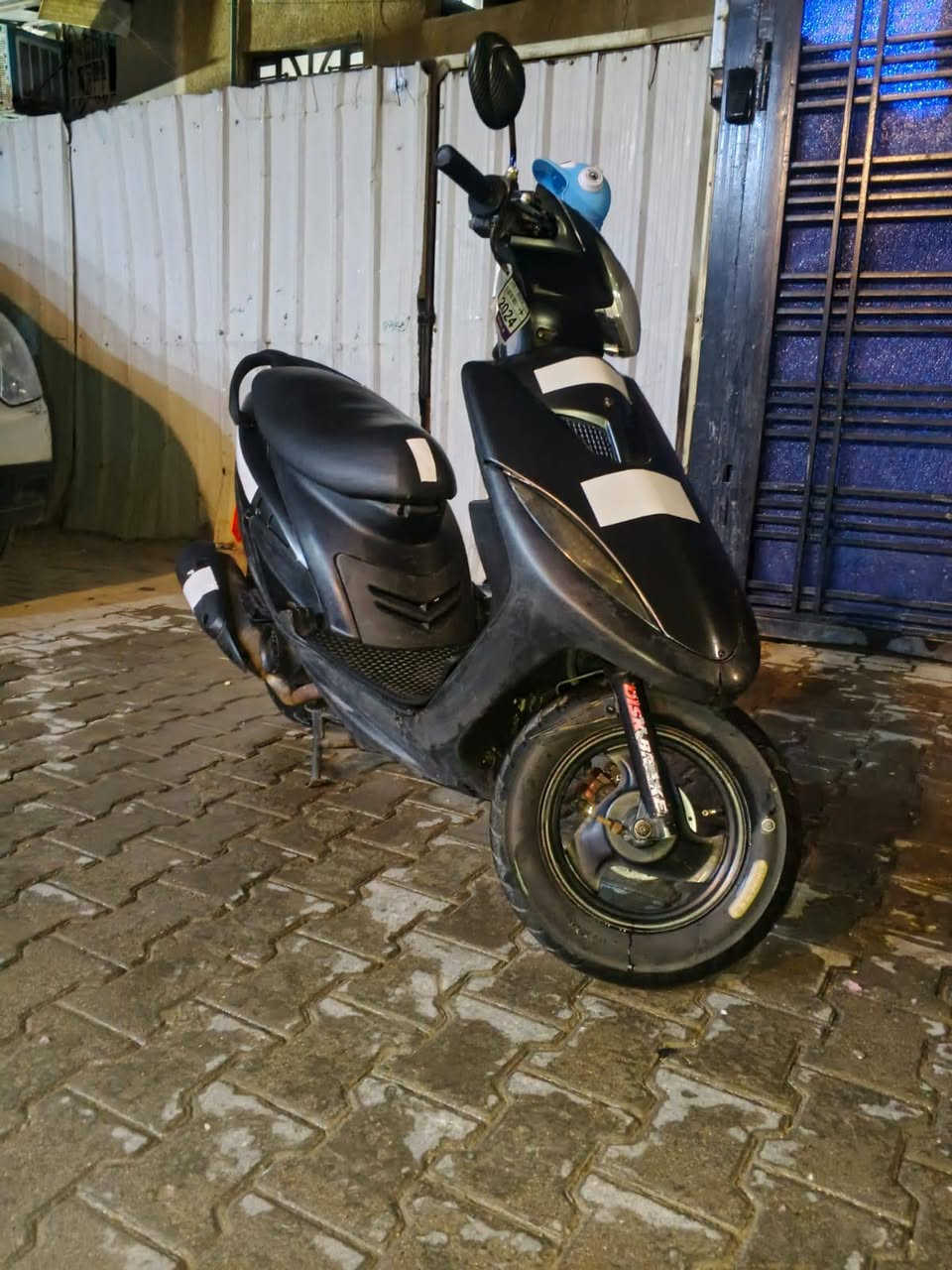 السلام عليكم دراجه ماكس عدله بلاديه للبيع مكاني بغداد جديده السعر 550 وبيها مجال رقمي *********** خابر بخدمتك
