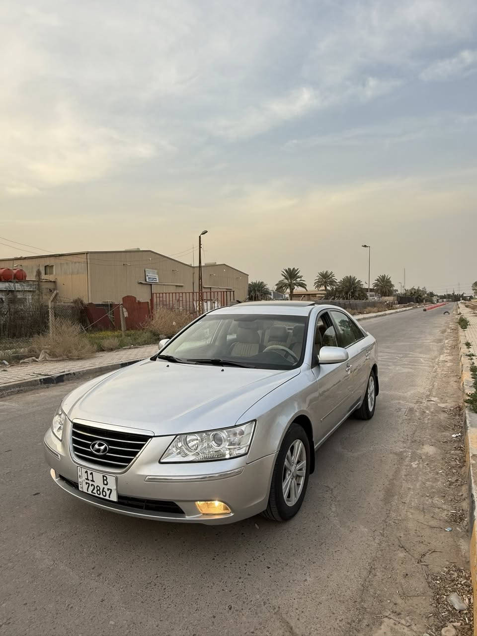 السلام عليكم هونداي سوناتا مديل 2009سياره بيهة صبغ جاملغ امامي 2قطعتين جلاتين بدون اي حادث سياره فول مواصفات كشن كهرباء تبريد بيانو سلايت روف برده خلفيه دمام خلفي محرك2400دوش محرك وكير وصدر وتبريد مكفول السعر 110وبيه مجال بسيط مكاني بغداد ***********
