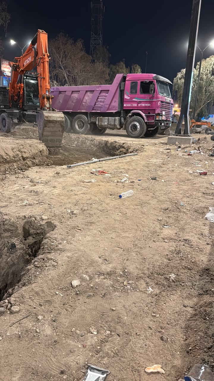 السلام عليكم سكانيا للبيع مديل 92 شاصي مكفول مكينه 113 سوده مجموعه 97 كير3*3 بسمي رقم بغداد انكليزي سنويه جديده تخم تاير جديد قلاب بلادي مكاني حله  مامتواجد على الفيس الشراي يتصل وبي خير ويدلل
***********
