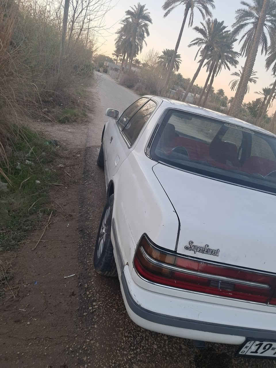 السلام عليكم سيارة كرستة مسطره للبيع موديل 90 رقم  كربلاءنكلينزي تحويل مباشر مكينة وكير ونجي جديد حدادة جديدة طخم تاير كهربائيات شغاله السيارة مكفولة كص ونقل وضربة وصبغ   السعر 47 وبيها مجال قليل مكان السيارة نجف رقم ***********
