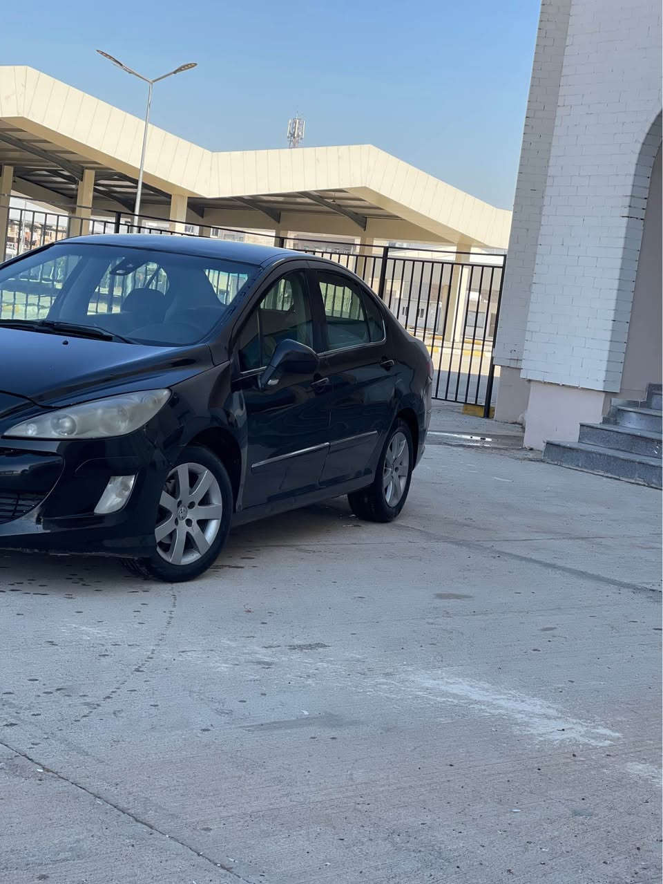 سەرتا بە ناوی خوا ئەم گوڵەم بۆ هیناون  بیجۆی فەرنسی موديل 2012٤٠٨ سەیارەکە جاهیزە. بۆ گەنجانە  چرکە و ١٠٠دۆلار  تحویل وکالە بە شەرت. بە نسبت سەیارەکە ٣ پارچەی بۆیاخە بەبی ناوگرتن  مواسفاتی سیارەکە. ئاوینە کاربای تبرید ساردو گەرم کوشین هیتەر کوشن کاربای  حساسکانی هەموی ئیش دەکات سەیارکە ماڵی خۆمە دەی فرۆشم. هەموو گیانی بەشەرت  سعری 52وەرقە کمک مەجال لە هولیرم گۆڕینەوە ناکەم   بۆ زانیاری زیاتر یەکسەر تلفون بکە *********** أربيل, العراق
