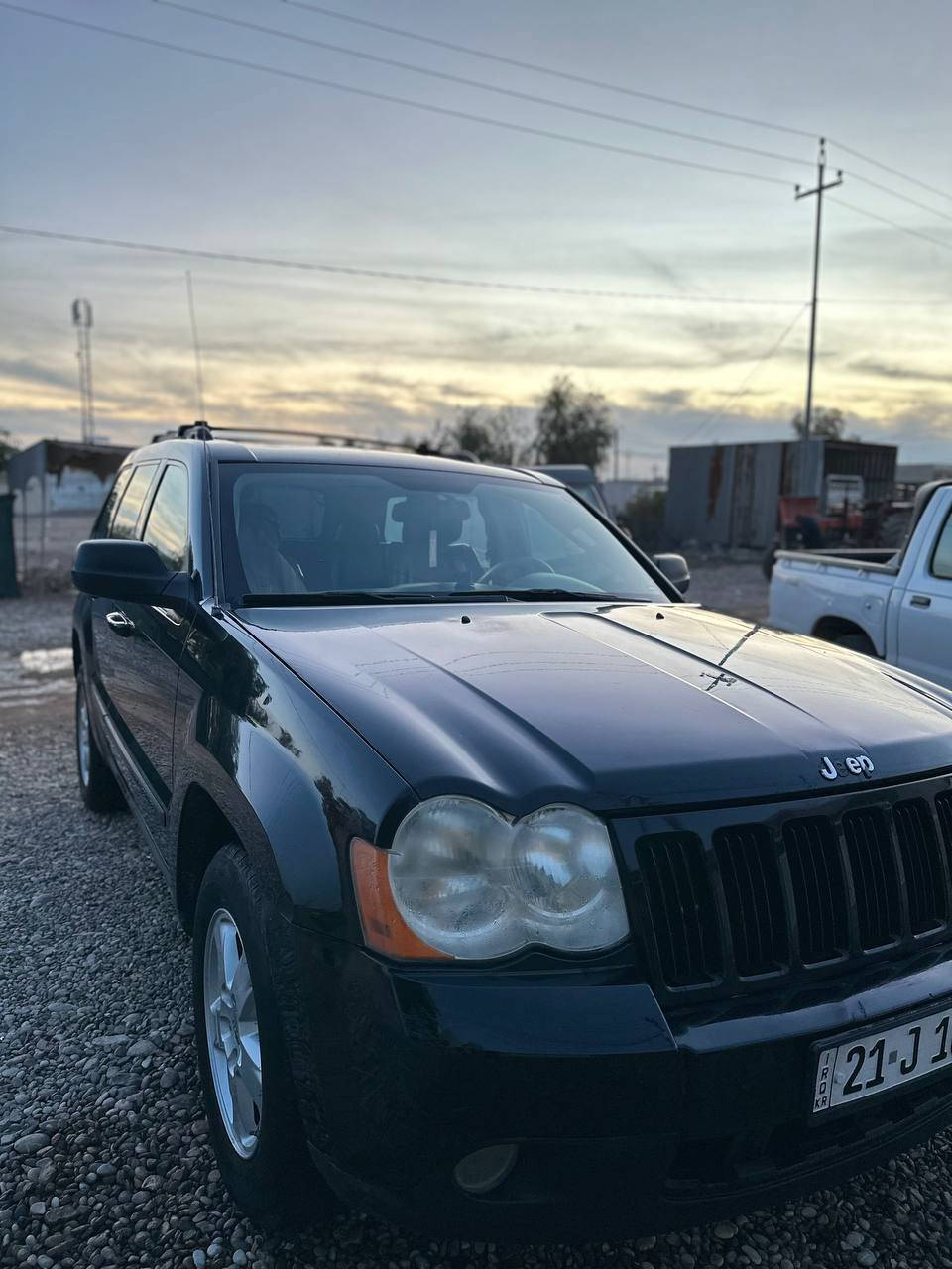 جێب مۆدێل 2008 مەکینە 6v 3700
فوول مواسەفات دەبڵ ئەکسل بەسمە و بلاید تەعدیل سورعە کووشین کارەبایی سێ پارچە بۆیاغ و بێ زەڕبە ڕەقەم سلێمانی سەنەوی تازە بەسەرچووە تەحویل و غەرامە بەشەرت گۆڕینەوه لەگەڵ ناڤارە ئەکەم 
سعر:97 کەمێک مەجال
مکان:کلار
*********** كيفري, ديالى
