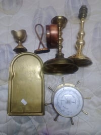 نحاسيات • شمعدان ثقيل • مقياس ألماني قديم