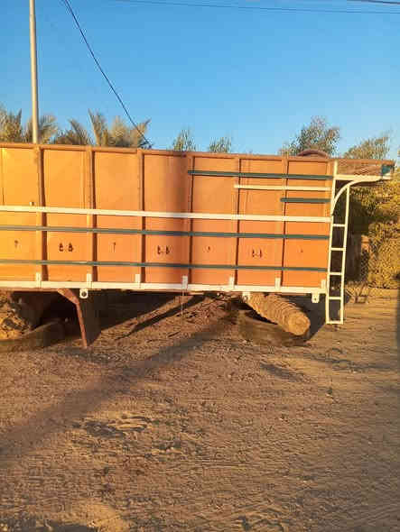 سلام عليكم بدي اقجم للبيع سعر ثلاثه مليون ونص وبي مجال العنوان الرمادي ابوطيبان الاستفسار تصل ***********
