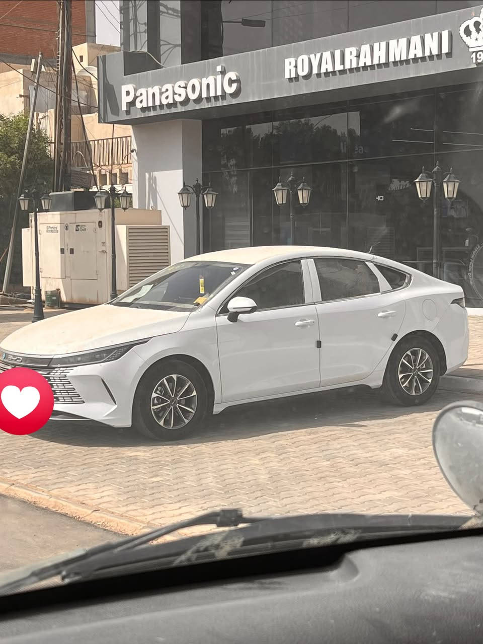 بي واي دي دستروير كفاله عامه عده هاي طخه بالجنطه فقط تطلع بارد ماشيه 17الف بسمي بغداد مكانه بالنجف  ***********السعر 18250
