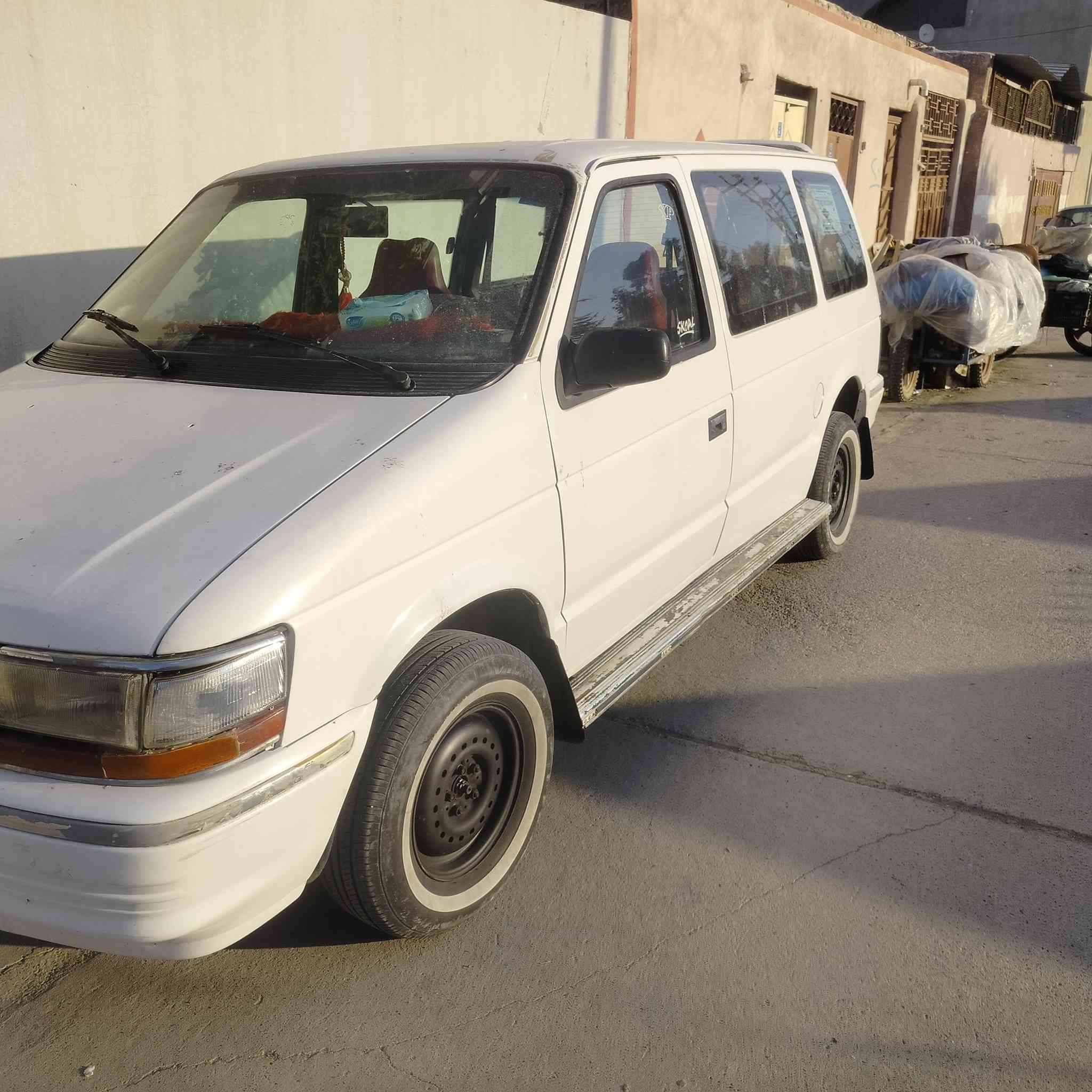 كلايزر كير ومكينه وتحويل بشرط 4 تاير جديد داخل جديد السياره رقم موصل موجوده بكركوك ***********//+964 751 115 2686 السعر المطلوب 36 وبيه مجال
